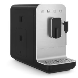smeg-cafetera-automatica-bcc12blmeu-deposito-14l-19-bares-negra-clase-a