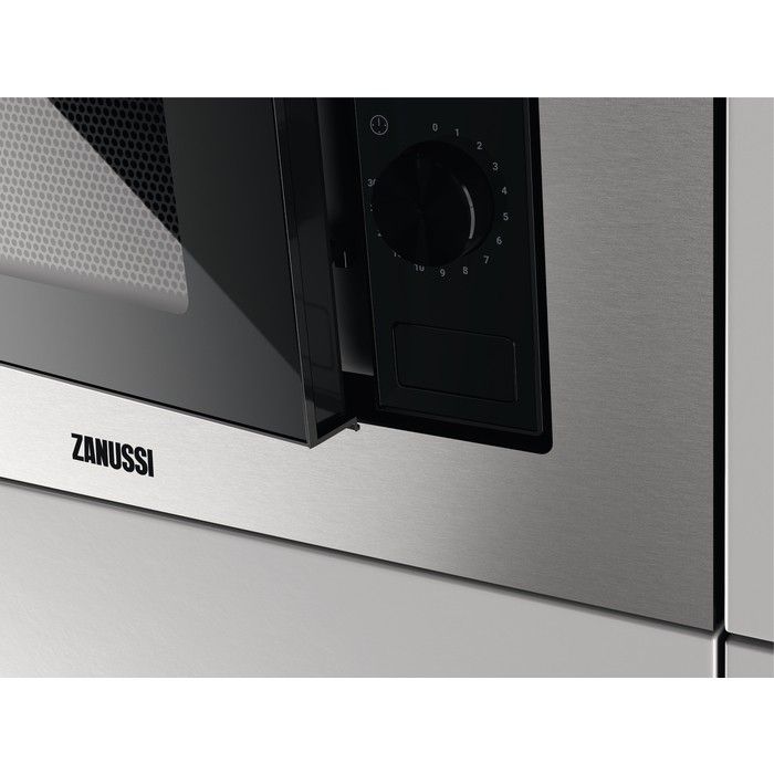 Zanussi Microondas Integrable Grill ZMSN6DX 20L Negro Inox 700W - Imagen 3
